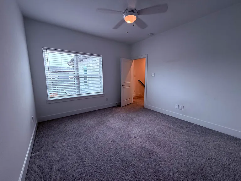 2232 Scenic Bluff Dr — Photo 15