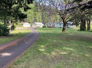 68315 Arawana Rd, North Bend, OR 97459