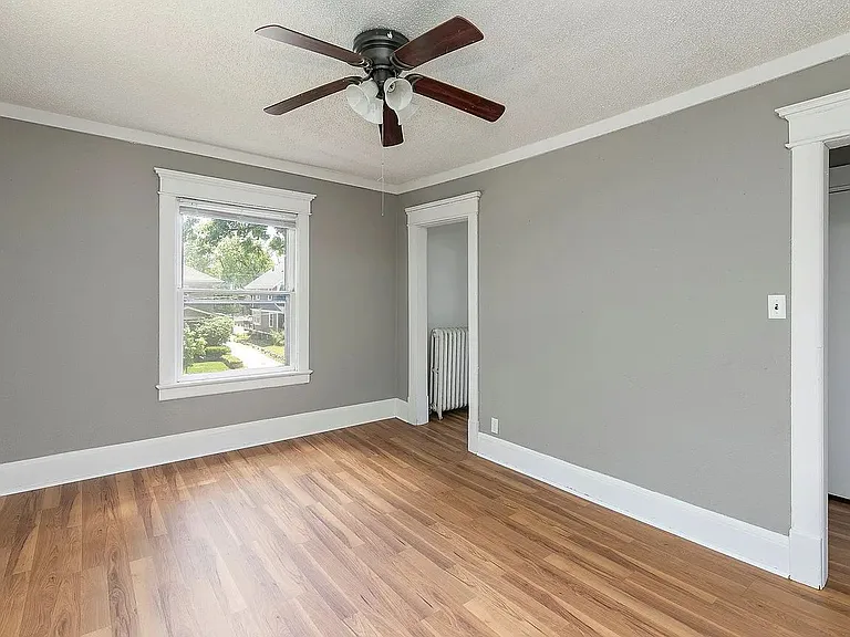 2805 Cottage Grove Ave #3 — Photo 8