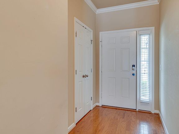 5th image of 369 Harbor Village Dr