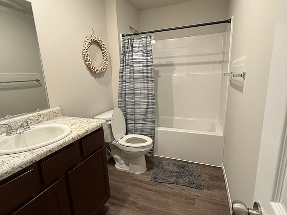 5th image of 7947 Windflower Ln