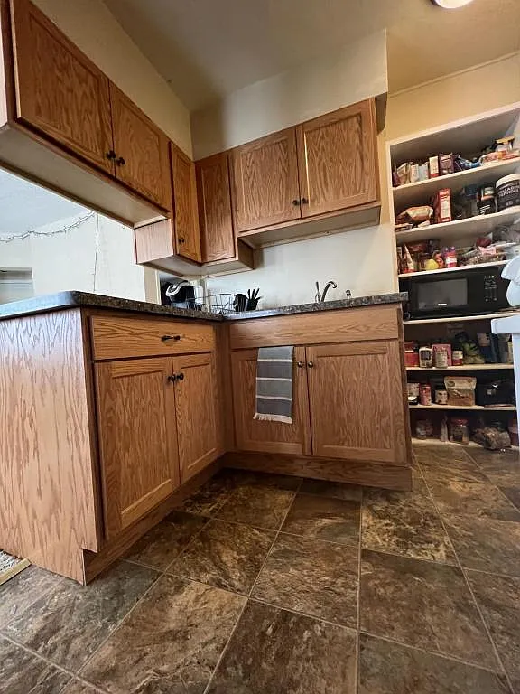1124A Elmwood Ave — Photo 4