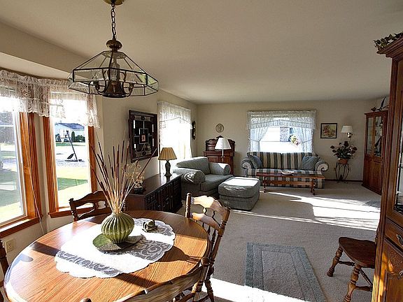 Dining & Livingroom