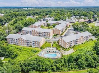 41 Bullocks Point Ave APT 5C, Riverside, RI 02915