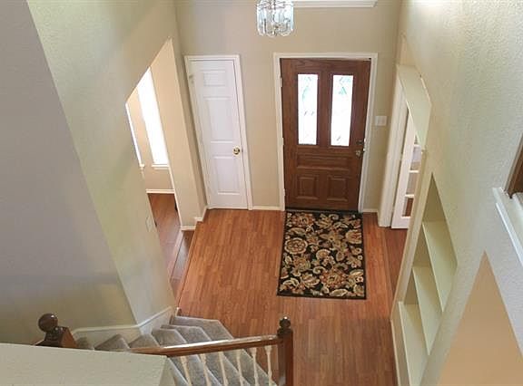 5th image of 1625 Walters Dr