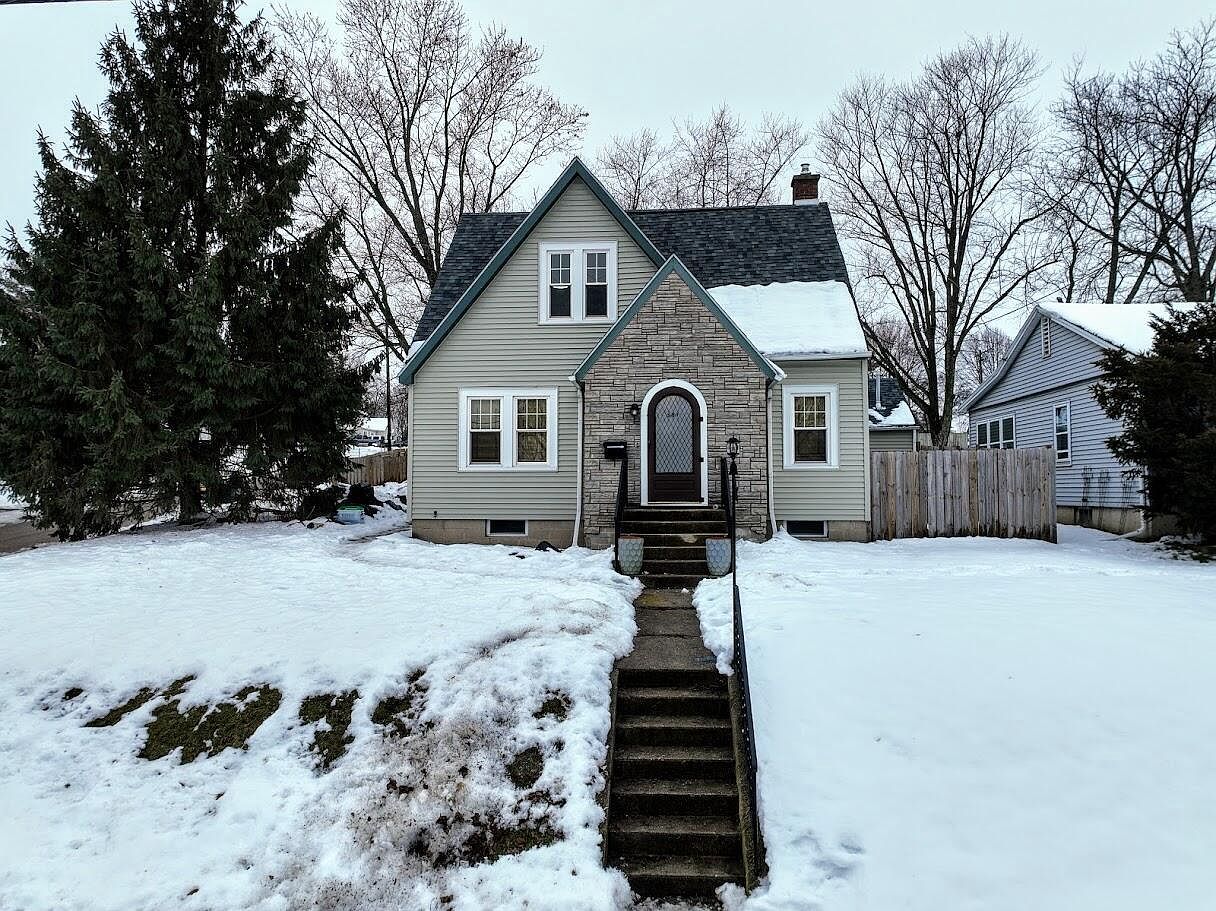 301 Lucile STREET, Fort Atkinson, WI 53538 Zillow