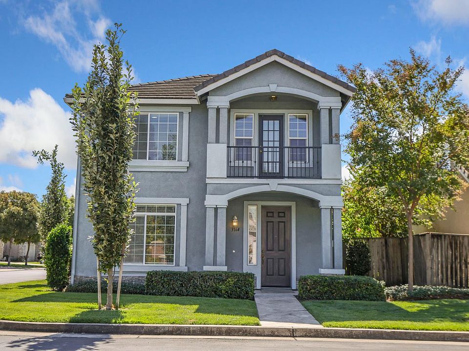 1st image of 3164 English Oak Cir