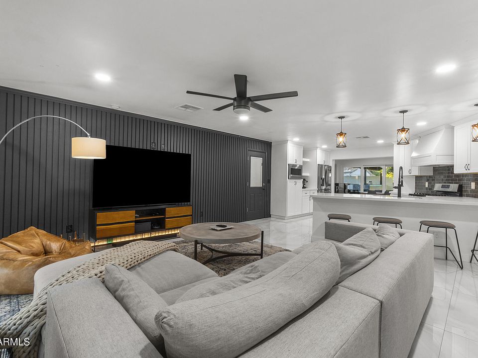 1st image of 3938 E CHEERY LYNN Road