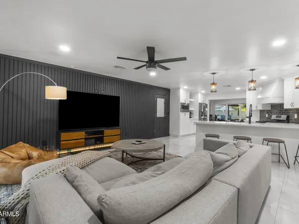 3938 E CHEERY LYNN Road, Phoenix, AZ 85018