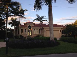 2520 Tarpon Rd, Naples, FL 34102