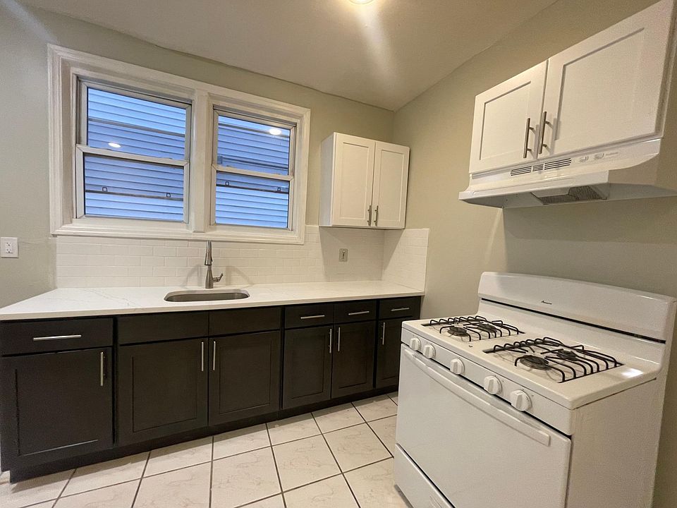 1st image of 473 S 14th St Floor 2