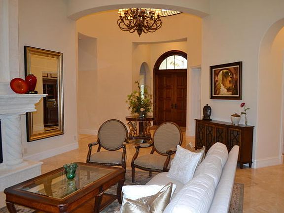 3rd image of 233 SE Bella Strano