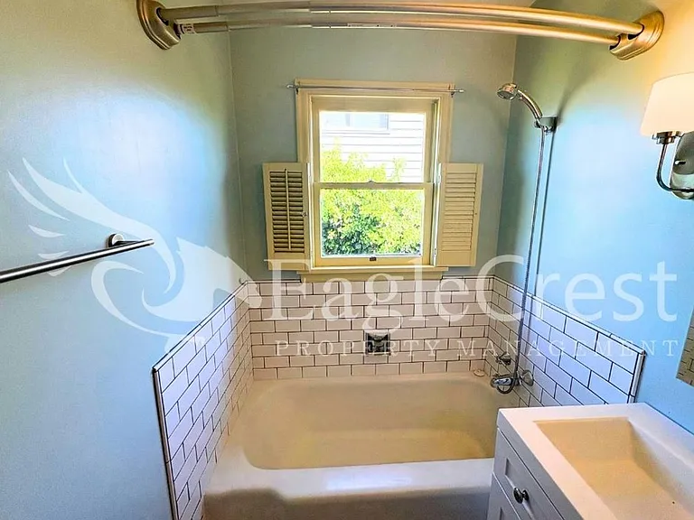 1339 Modoc St — Photo 41