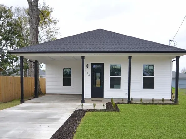 134 Gourgues St, Hahnville, LA 70057
