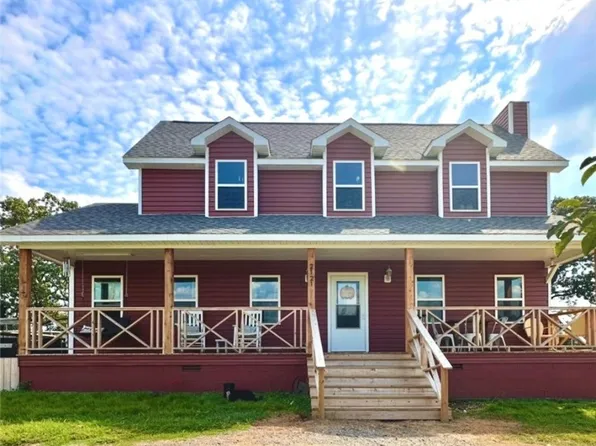 2121 Grandview Acres Ln, Natural Dam, AR 72948