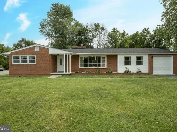 2118 Martinsburg Pike, Winchester, VA 22603