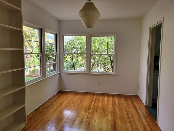 5th image of 2374 E Dudley St