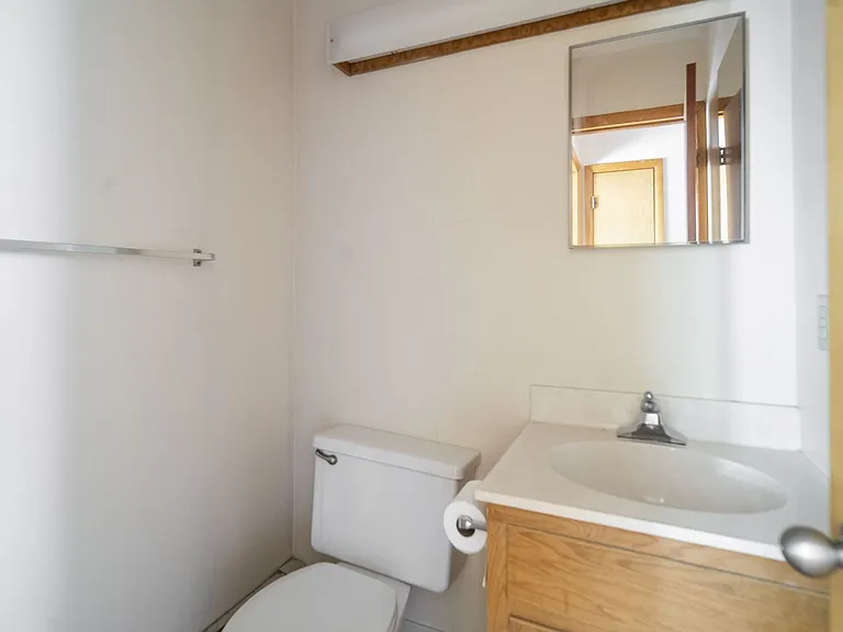 211 Linden Avenue — Photo 26