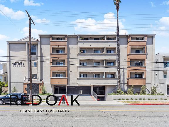 3rd image of 4651 Cahuenga Blvd APT 102