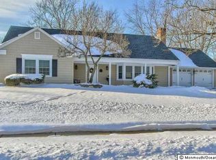 45 Avondale Ln, Aberdeen, NJ 07747