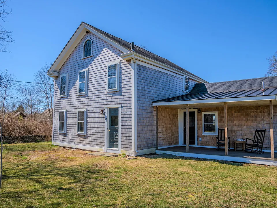 127 Willow Ave
