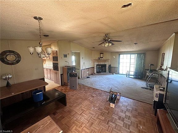2nd image of 7509 Shady Oaks Rd