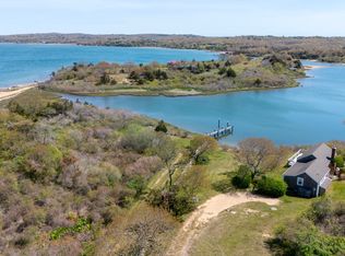 17 Chockers Ln, Chilmark, MA 02535
