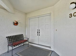 752 Eagle Creek Dr UNIT 129, Naples, FL 34113