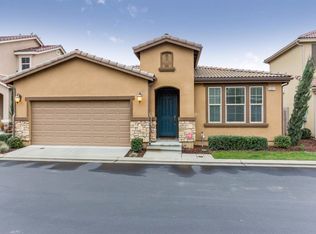 3351 Monterosa Ln, Clovis, CA 93619