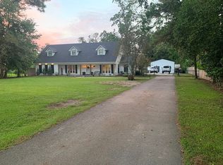 8007 False River Rd, Oscar, LA 70762