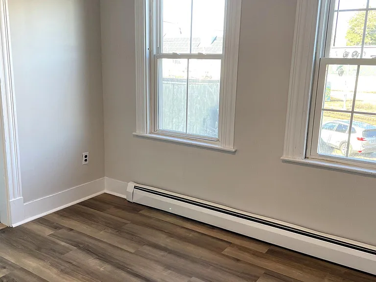 358 Main St #3 — Photo 7