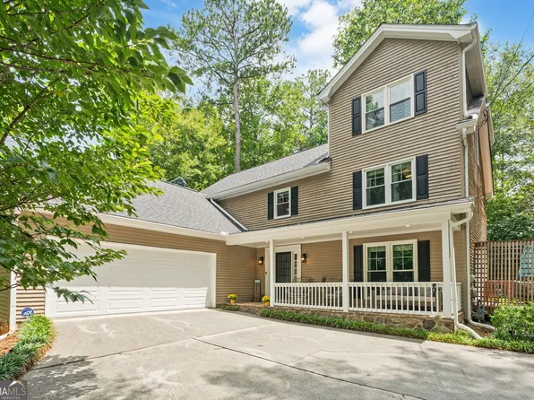 450 W Spalding Dr, Sandy Springs, GA 30328