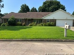 2507 Debby Jane Ln, Muskogee, OK 74403