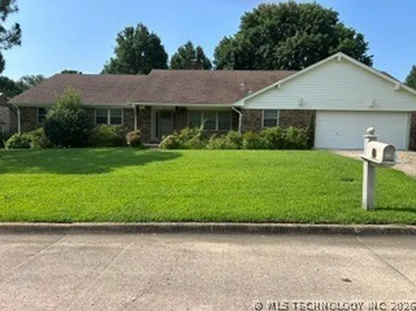 2507 Debby Jane Ln, Muskogee, OK 74403