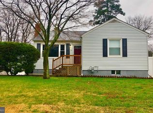 33 Hickstown Rd, Sicklerville, NJ 08081