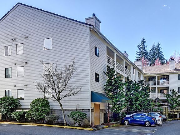 3rd image of 700 N 160th St APT A304