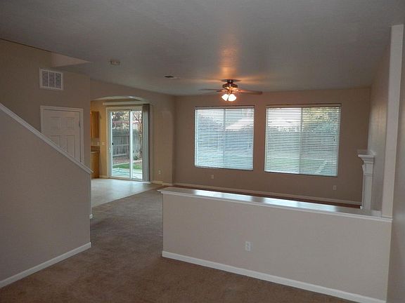 3rd image of 3058 W Sweet Ave