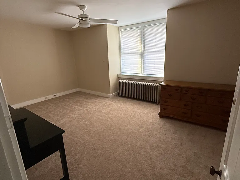 240 E Orange St #2 — Photo 12
