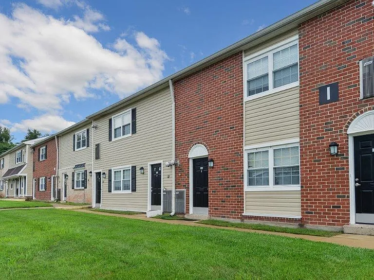 Forge Gate Apartment Homes — Photo 25