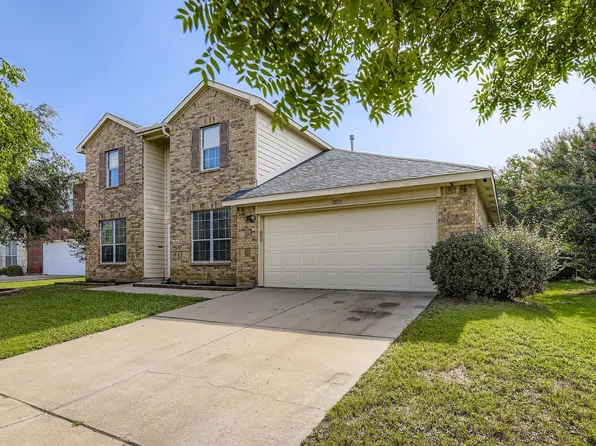 10713 Ivy Creek Ln, Fort Worth, TX 76140