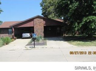 Oxen Dr, Belleville, IL 62221