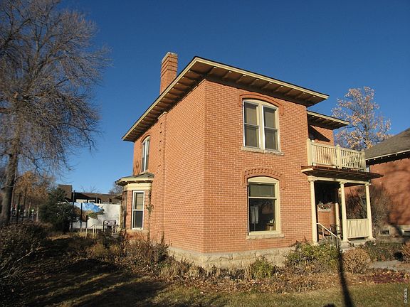 3rd image of 649 Remington St