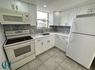 2933 NW 68th Ter #4, Fort Lauderdale, FL 33313