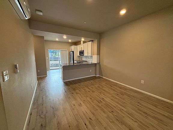 4th image of 17422 118th Avenue Ct E Unit C