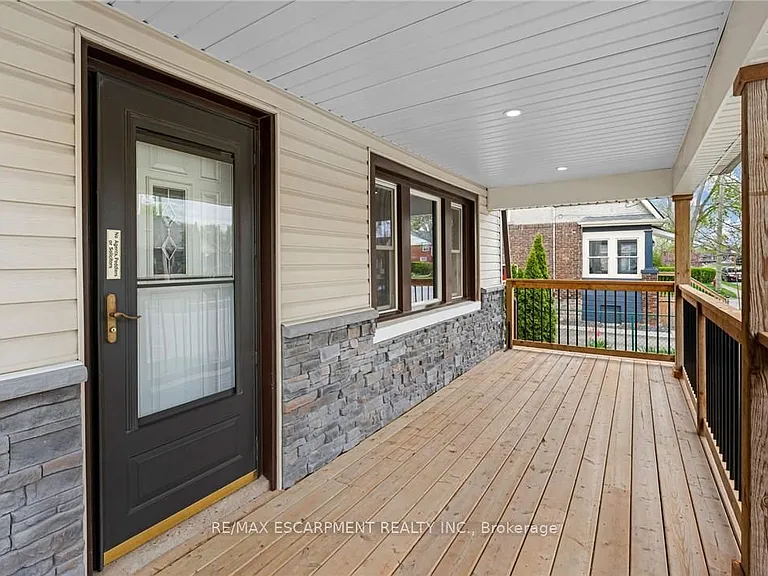 112 Oakland Ave — Photo 4