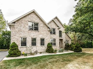 5003 Sunset Ct, Palatine, IL 60067