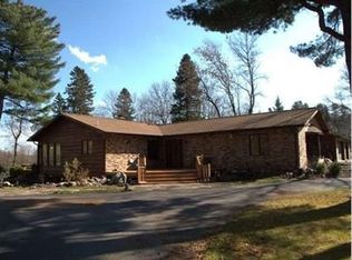 2970 S River Valley Rd, Superior, WI 54880