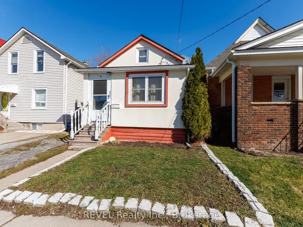 4621 Jepson St, Niagara Falls, ON L2E 1J5