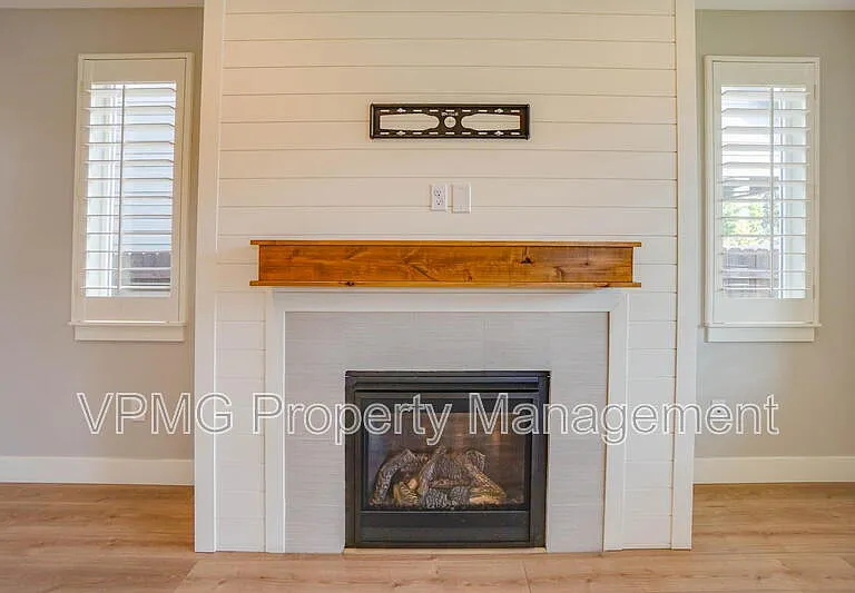 12501 NE 102nd Way — Photo 9