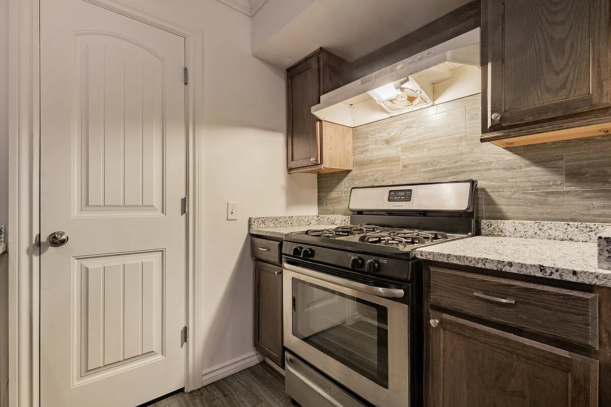 1 bed, 1.0 bath, 550 sqft, $700 — Photo 4